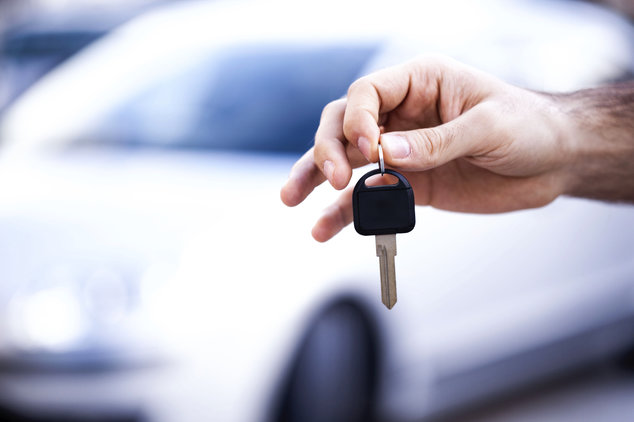 Urge vender mi coche Mano y llaves de un coche